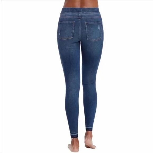 NWT Spanx Raw Hem Pull On Stretch Jeans - Picture 3 of 11